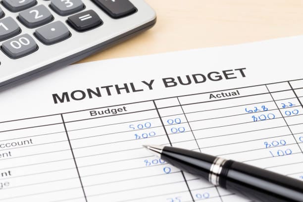 How to Plan Monthly Expenses and Avoid Loan Defaults in India